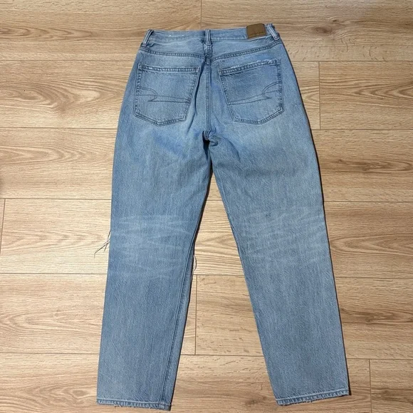 American Eagle Outfitters Light Blue Destroyed Denim Jeans ‘90’s Boyfriend - Picture 5 of 5